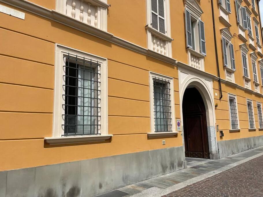 Minimal Loft In Centro A Piacenza Apartment Exterior photo